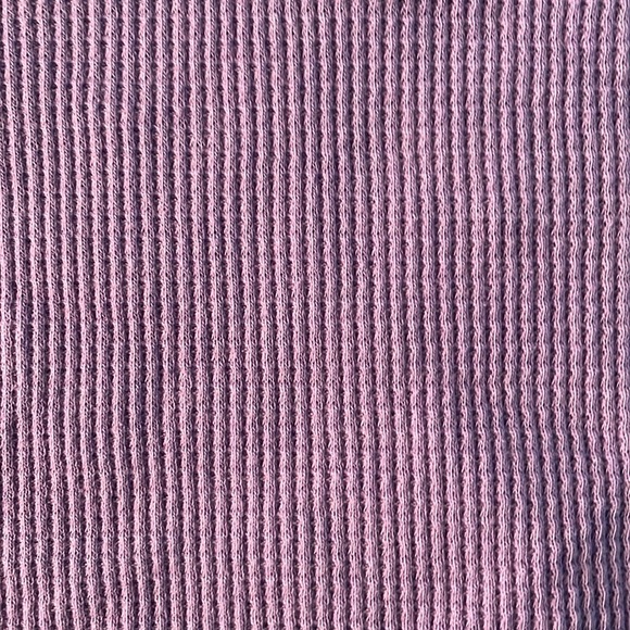 Aritzia Tna Waffle Notch T-Shirt Purple - Picture 4 of 5